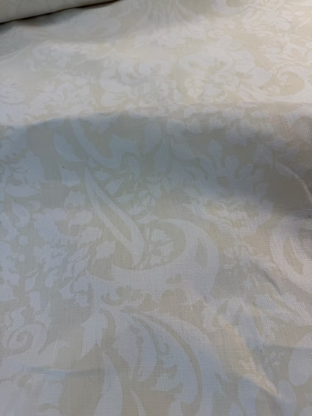 Verona by Barbara Beckmann – Cream & Pale Ochre Ombre on Belgian Linen