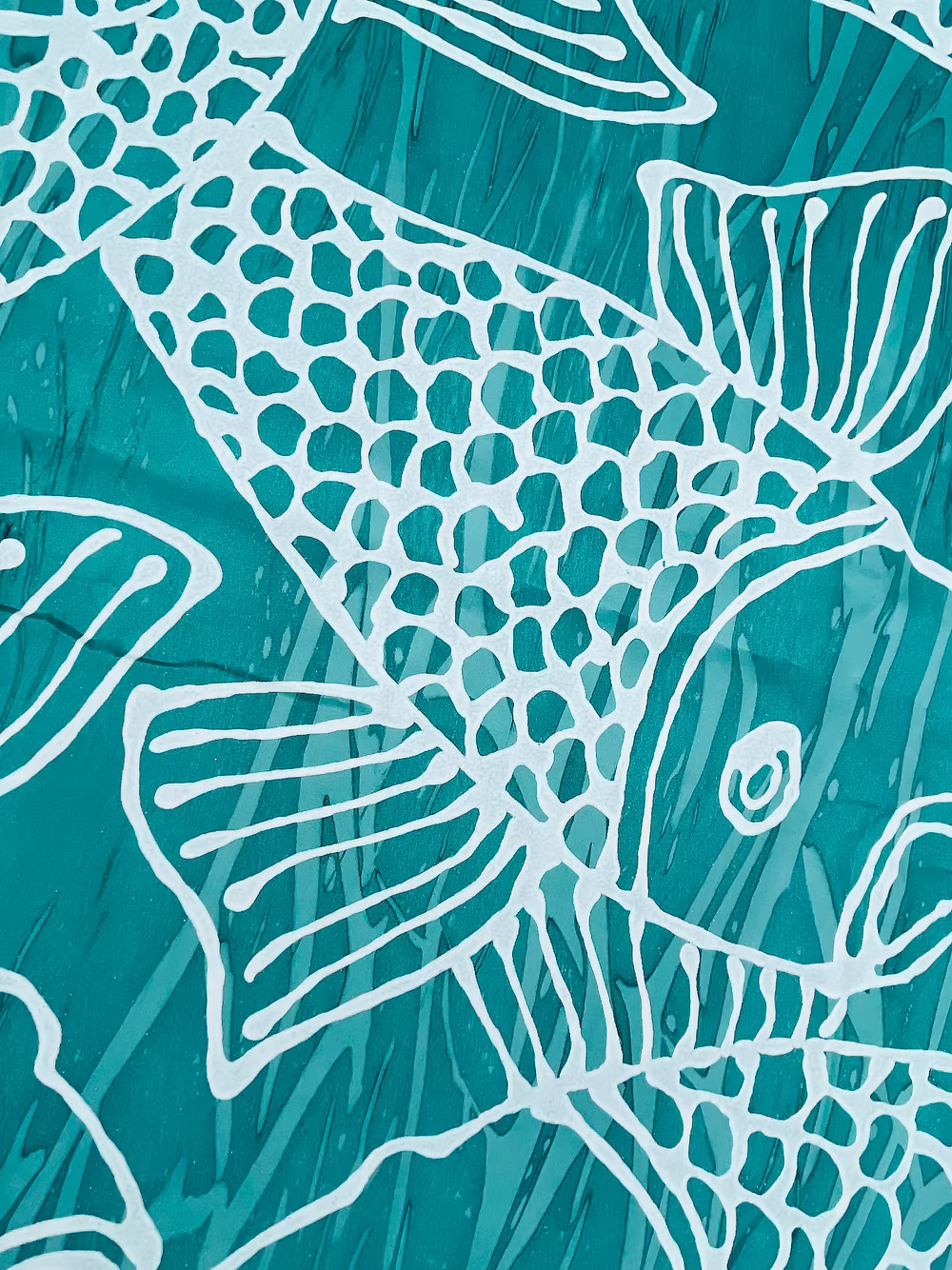 White Pescé on Teal Marbleized Linen