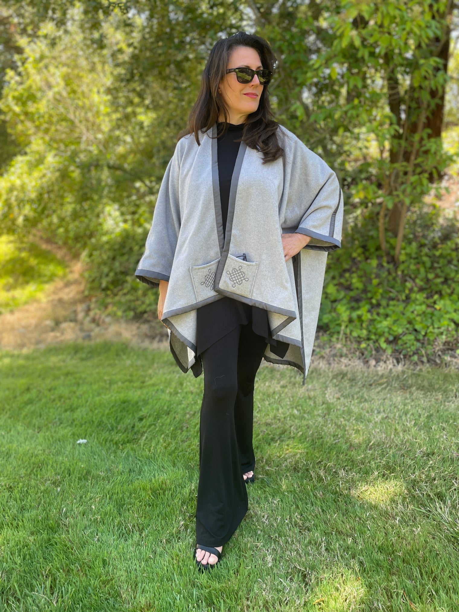 Kearsley Cashmere Poncho