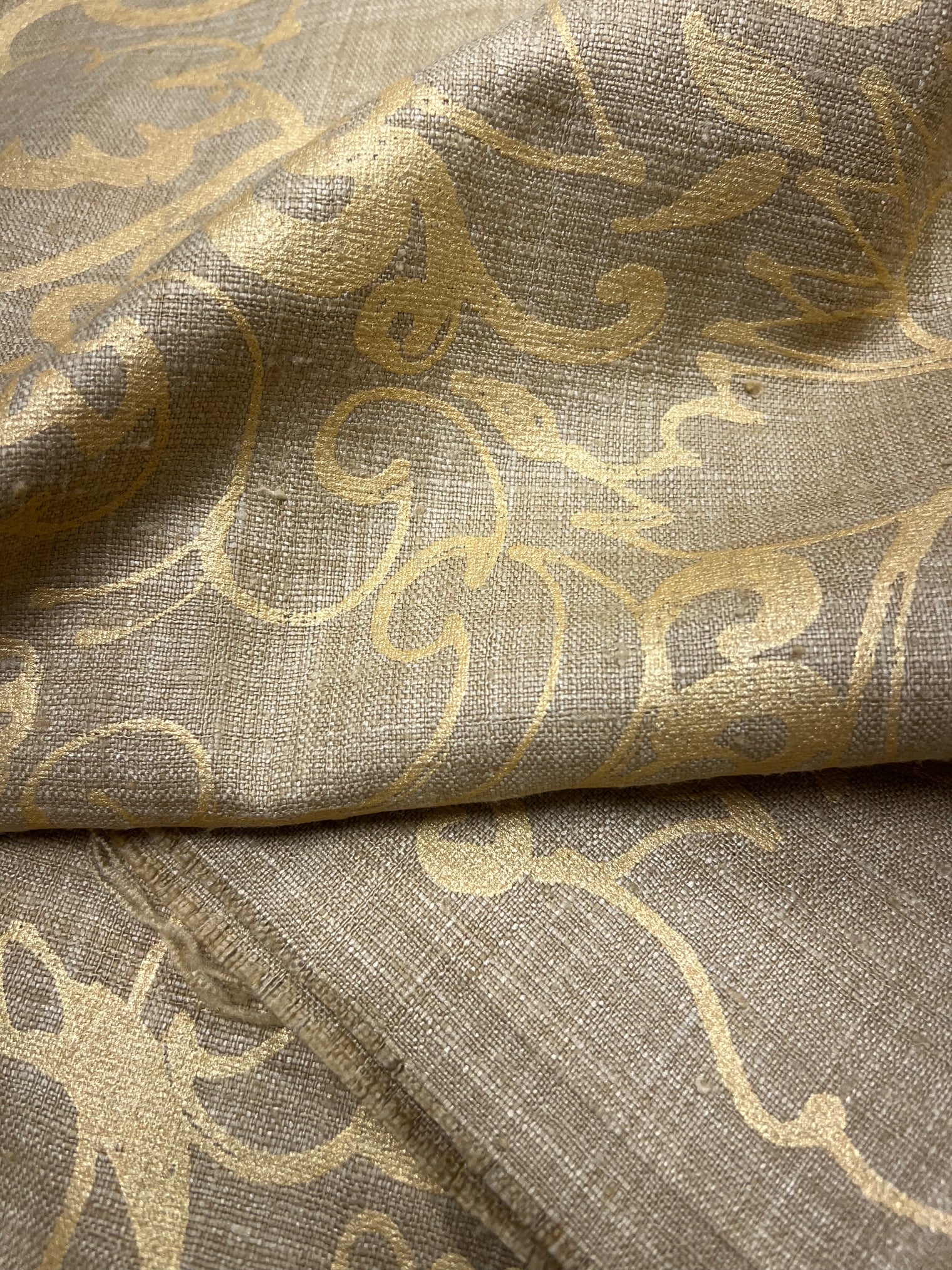 Barbara Beckmann Designs Gold Renaissance Floral on Tobacco Silk Linen Weave