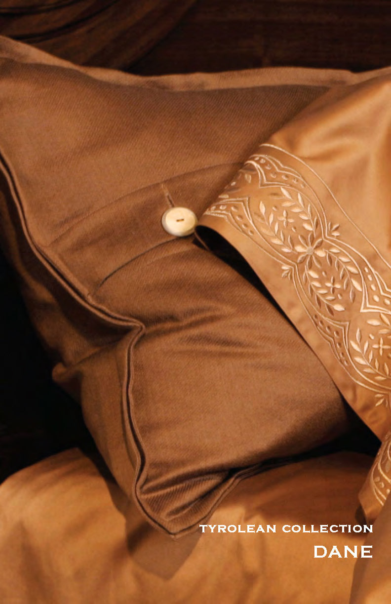 Kearsley Dane Silk & Lambswool Bedskirt