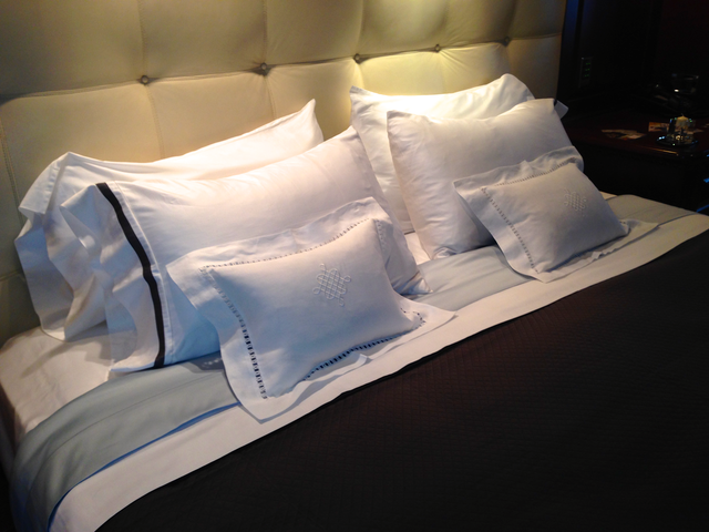 Essentials Sateen Pillow Case
