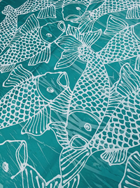 White Pescé on Teal Marbleized Linen